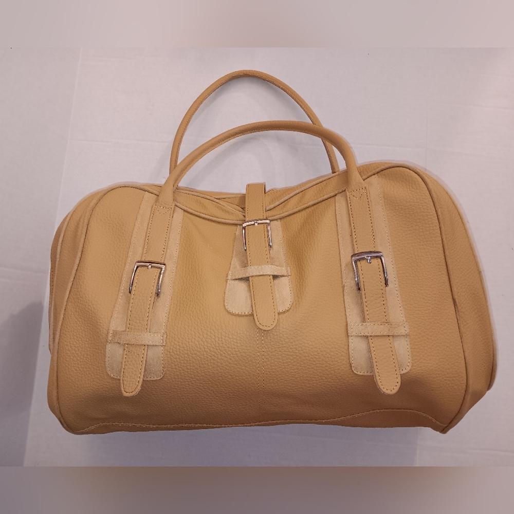 Elegant Tan Women's Bag Overnighter Case